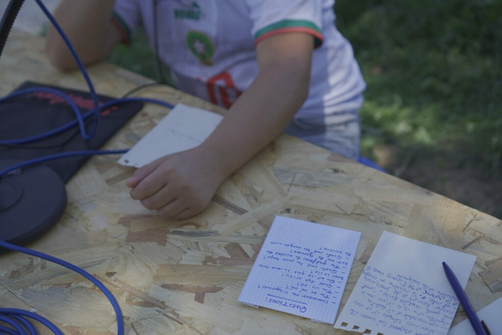 atelier-jeunes-PIC08872-scaled